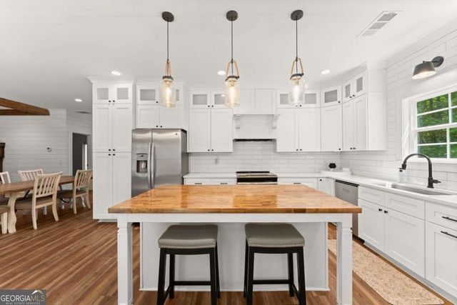 189 Peace Valley Road, Dahlonega, GA 30533