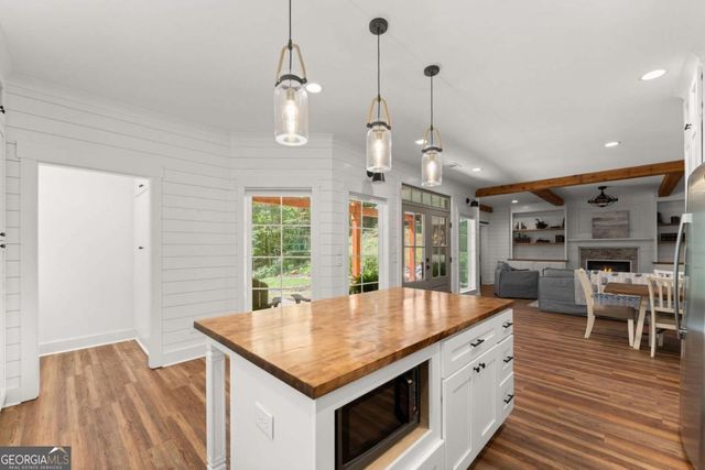 189 Peace Valley Road, Dahlonega, GA 30533