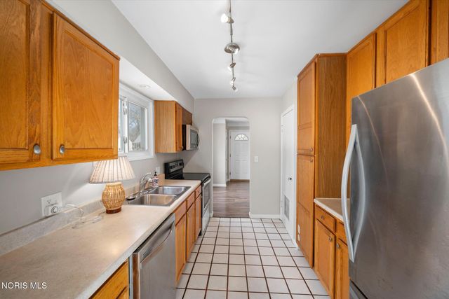 4817 Rambo Lane, Toledo, OH 43623