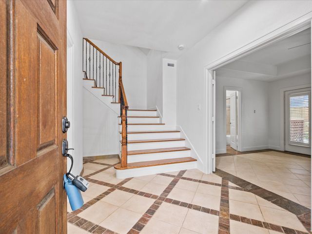 588 Bomar Street, Houston, TX 77006