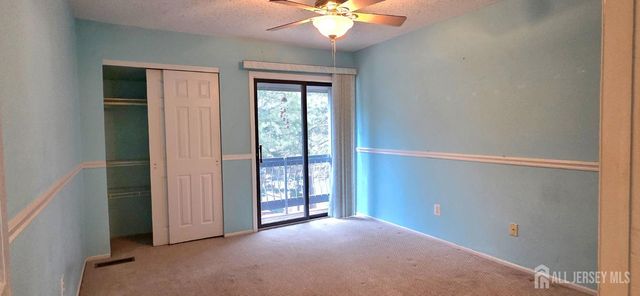 44 Azalea Court, South Brunswick, NJ 08852