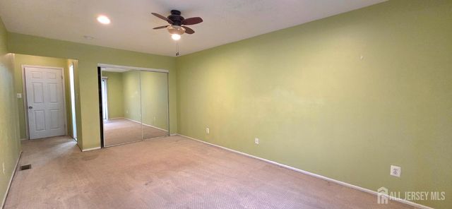 44 Azalea Court, South Brunswick, NJ 08852