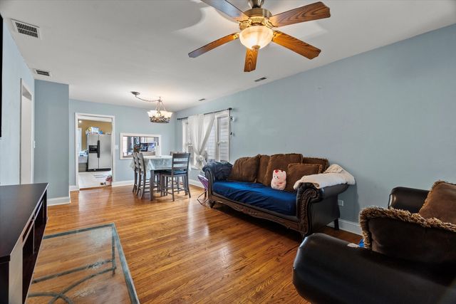 1227 S 19th Avenue, Maywood, IL 60153
