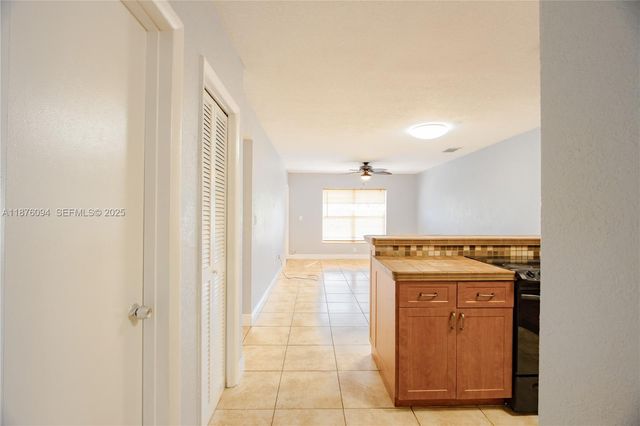 120 Royal Palm Road 315, Hialeah Gardens, FL 33016