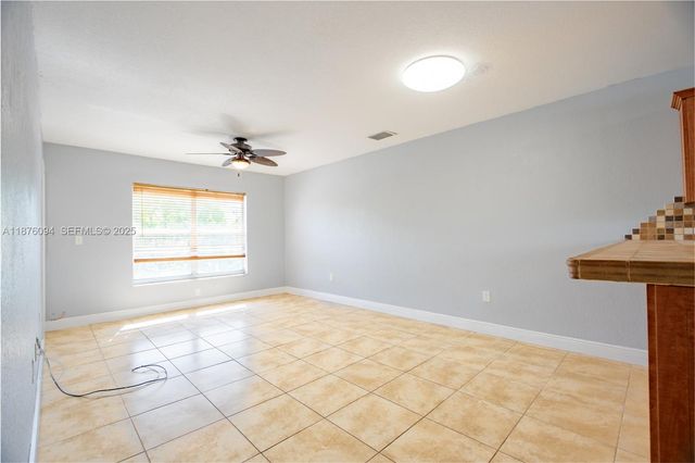 120 Royal Palm Road 315, Hialeah Gardens, FL 33016