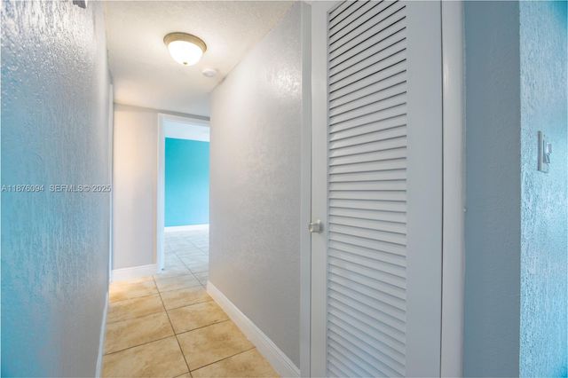 120 Royal Palm Road 315, Hialeah Gardens, FL 33016