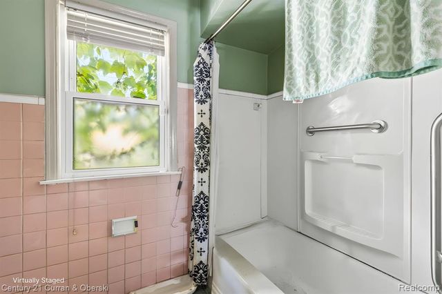 6427 Artesian Street, Detroit, MI 48228