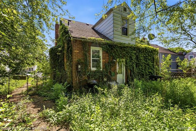 6427 Artesian Street, Detroit, MI 48228