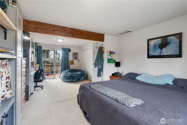 2825 E Crestline Drive, Bellingham, WA 98226