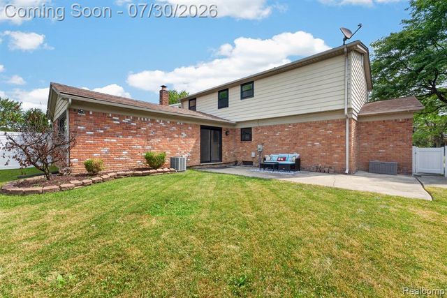 42658 Beechwood Drive, Canton, MI 48188
