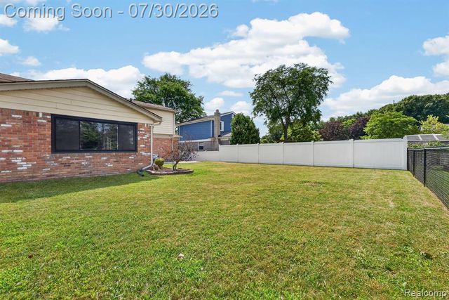 42658 Beechwood Drive, Canton, MI 48188