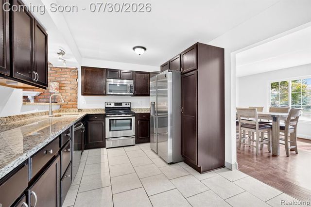 42658 Beechwood Drive, Canton, MI 48188