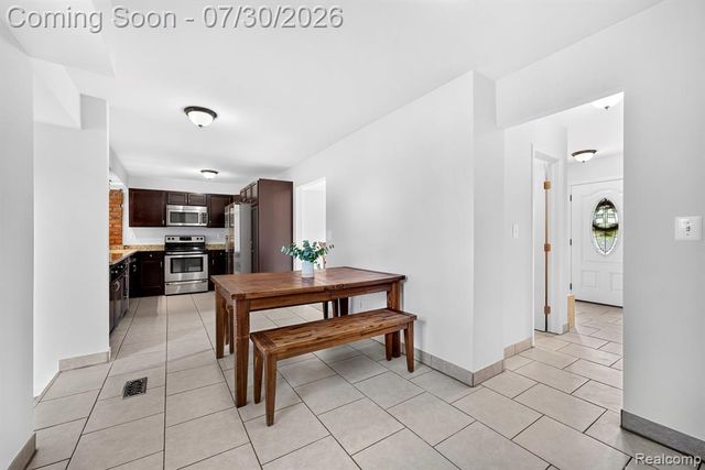 42658 Beechwood Drive, Canton, MI 48188