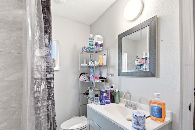 1406 W 15TH STREET, Sanford, FL 32771