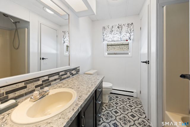 40 Matthews Street TRLR 19, Bristol, CT 06010