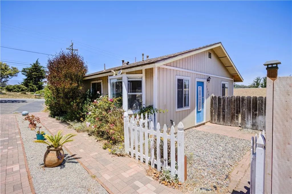 2038 Mountain View, Los Osos, CA 93402