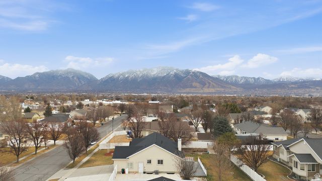 2127 W SILVER TREE CIR, Riverton, UT 84065