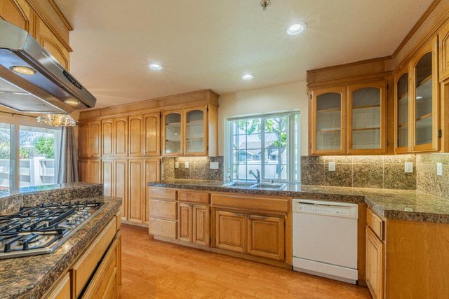 1520 Cambridge Court, Salinas, CA 93906