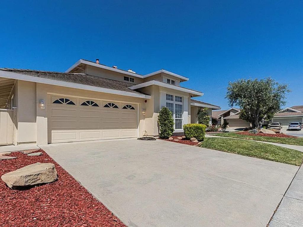 1520 Cambridge Court, Salinas, CA 93906