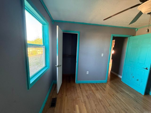 56 Pine Street, Melbourne, AR 72556