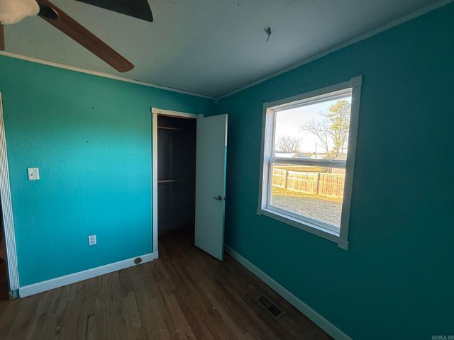 56 Pine Street, Melbourne, AR 72556