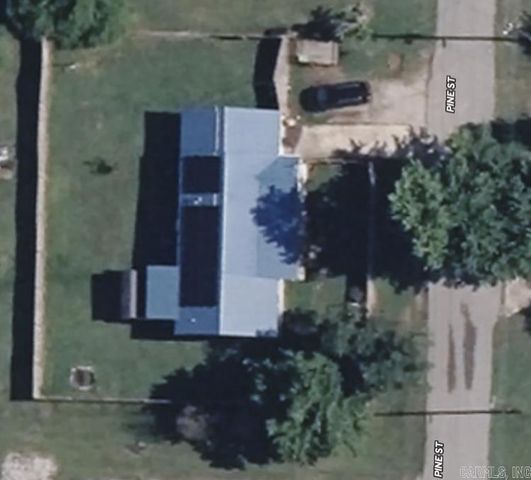 56 Pine Street, Melbourne, AR 72556