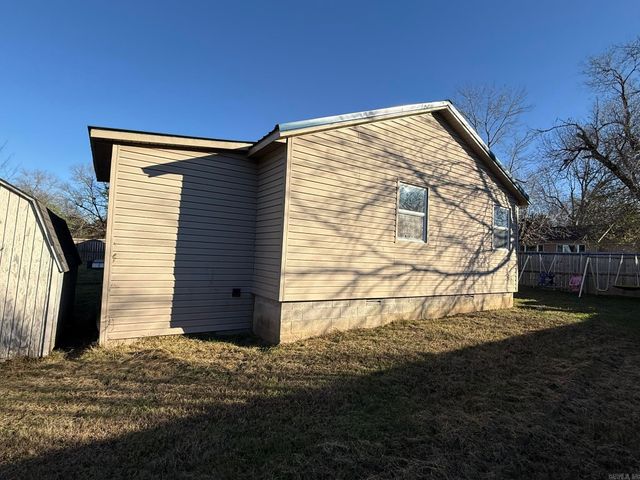 56 Pine Street, Melbourne, AR 72556