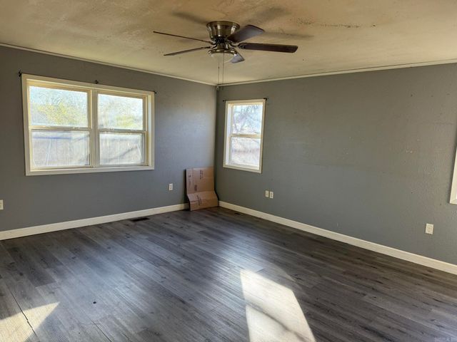 56 Pine Street, Melbourne, AR 72556