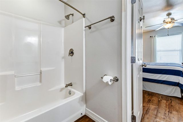 862 Holiday, Crystal Beach, TX 77650