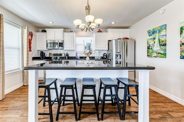 862 Holiday, Crystal Beach, TX 77650