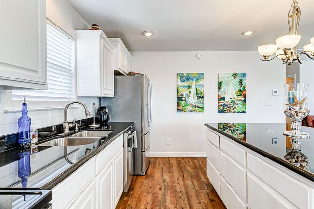 862 Holiday, Crystal Beach, TX 77650