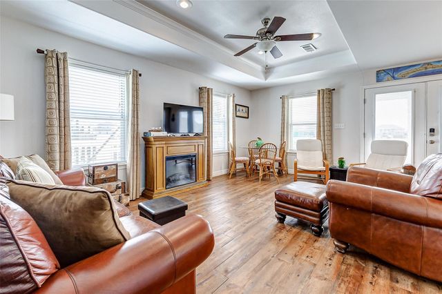 862 Holiday, Crystal Beach, TX 77650