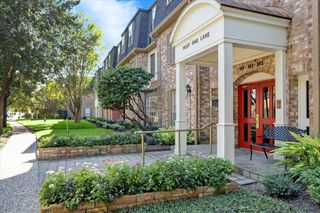 353 N Post Oak Lane 627, Houston, TX 77024