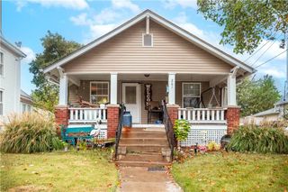 261 W Jackson Street, Marshall, MO 65340