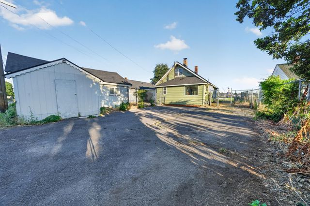1503 E Wellesley Ave, Spokane, WA 99207