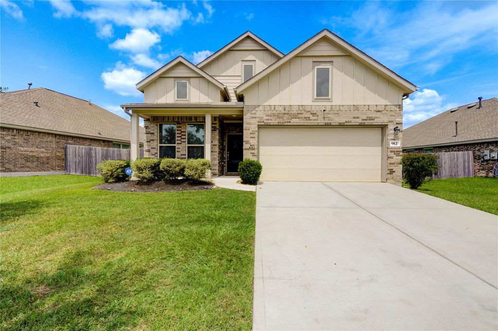 912 Breech Drive, Crosby, TX 77532