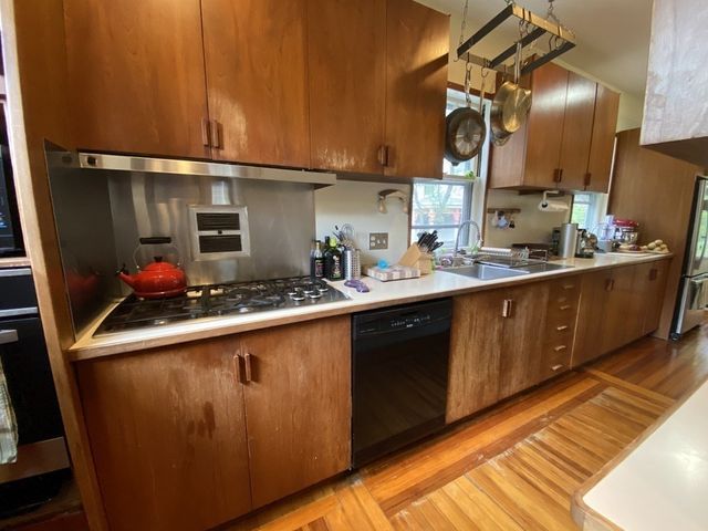 153 Upland Rd, Cambridge, MA 02138