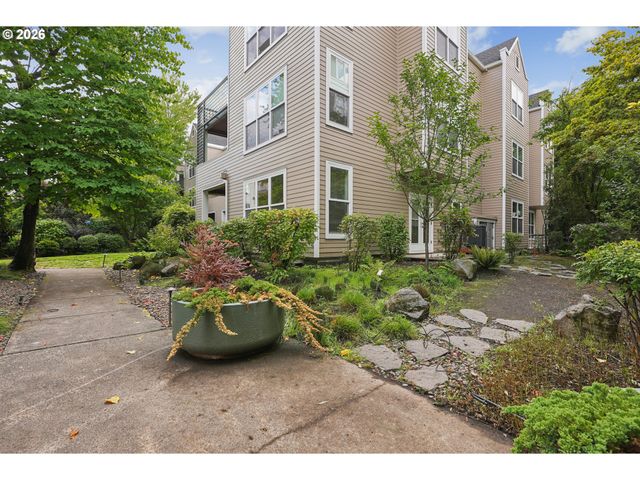 205 S MONTGOMERY St 205, Portland, OR 97201