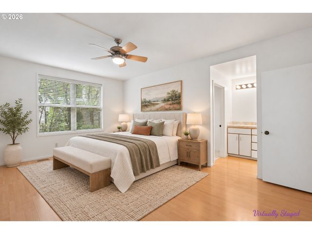 205 S MONTGOMERY St 205, Portland, OR 97201