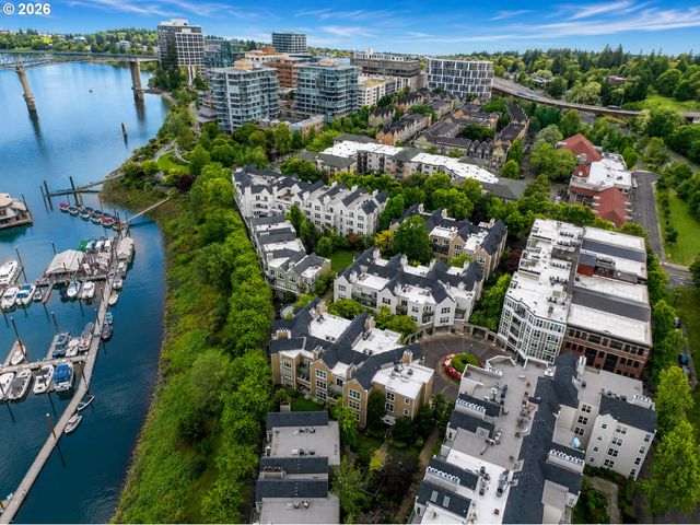 205 S MONTGOMERY St 205, Portland, OR 97201