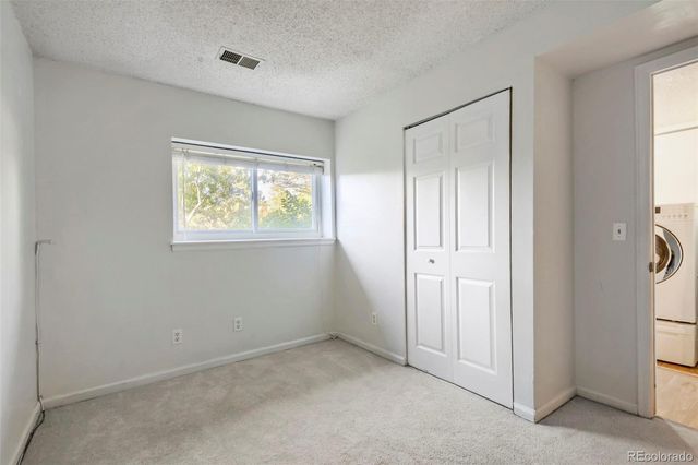 1850 S Truckee Way, Aurora, CO 80017