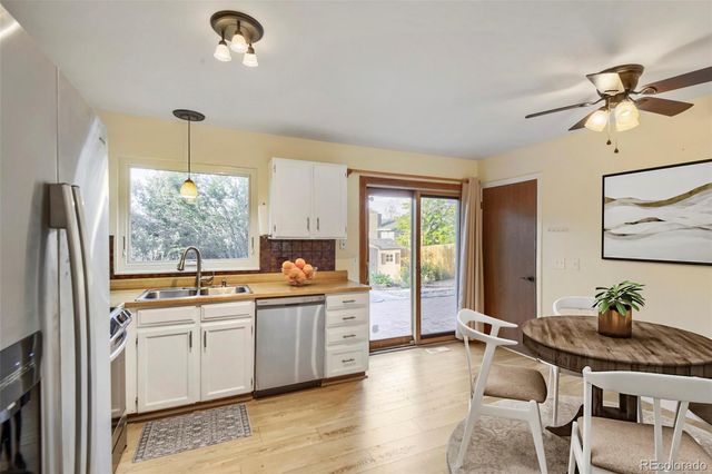 1850 S Truckee Way, Aurora, CO 80017