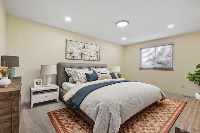 1850 S Truckee Way, Aurora, CO 80017