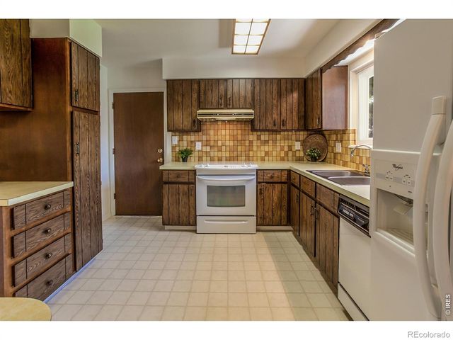 2549 Newport Drive, Fort Collins, CO 80526