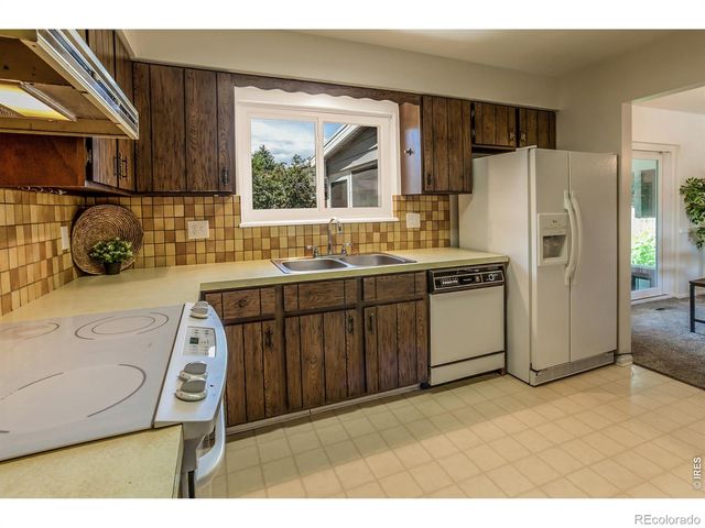 2549 Newport Drive, Fort Collins, CO 80526