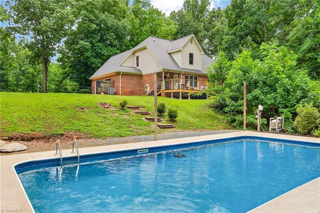350 Lawrence Drive, Asheboro, NC 27205