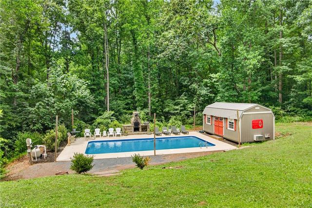 350 Lawrence Drive, Asheboro, NC 27205