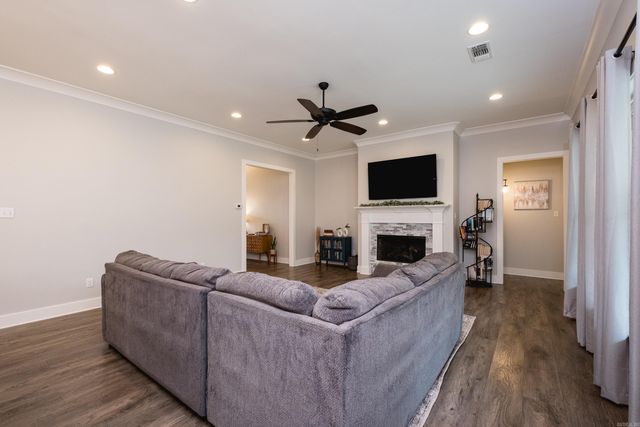 105 Keystone Lane, Maumelle, AR 72113