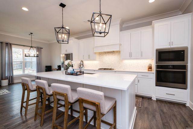 105 Keystone Lane, Maumelle, AR 72113