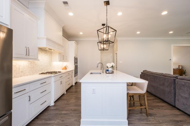 105 Keystone Lane, Maumelle, AR 72113